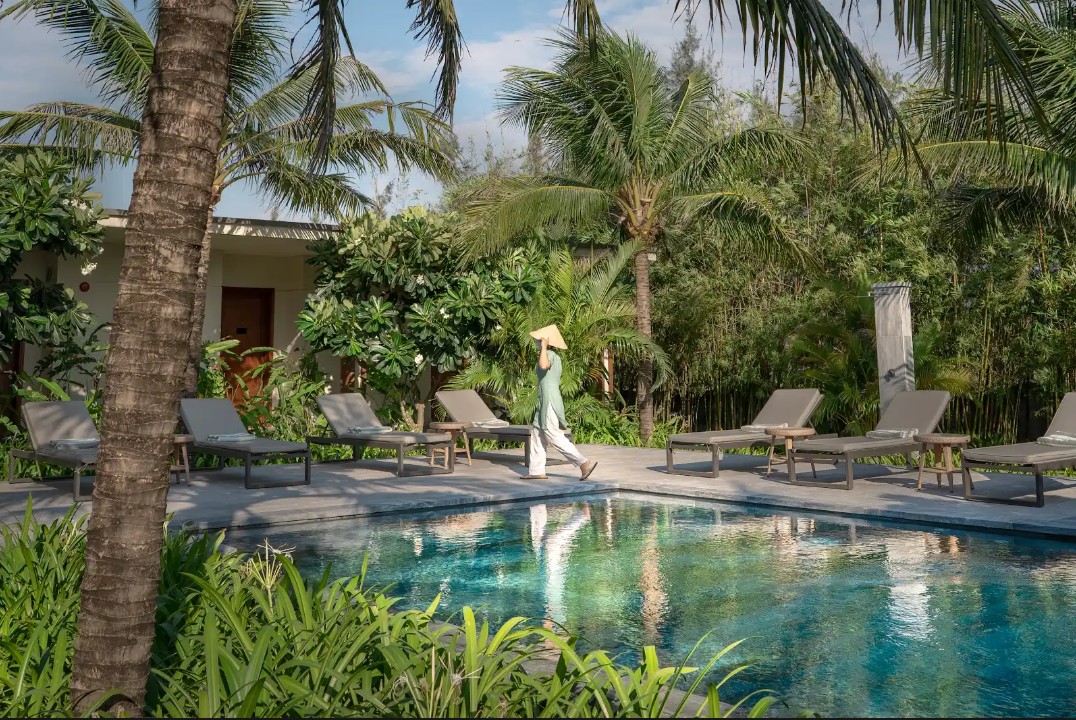 Nơi được ví là ‘Ốc đảo xanh’ ở Quy Nhơn: Nằm trong lòng vịnh hiền hoà, được gia đình yêu thích khi hè về! - Ảnh 3. Nơi được ví là ‘Ốc đảo xanh’ ở Quy Nhơn: Nằm trong lòng vịnh hiền hoà, được gia đình yêu thích khi hè về! - Ảnh 3.