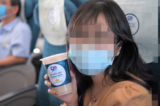Khi các hãng hàng không bán ‘hàng xén’ thu tiền tỷ- Ảnh 1.
