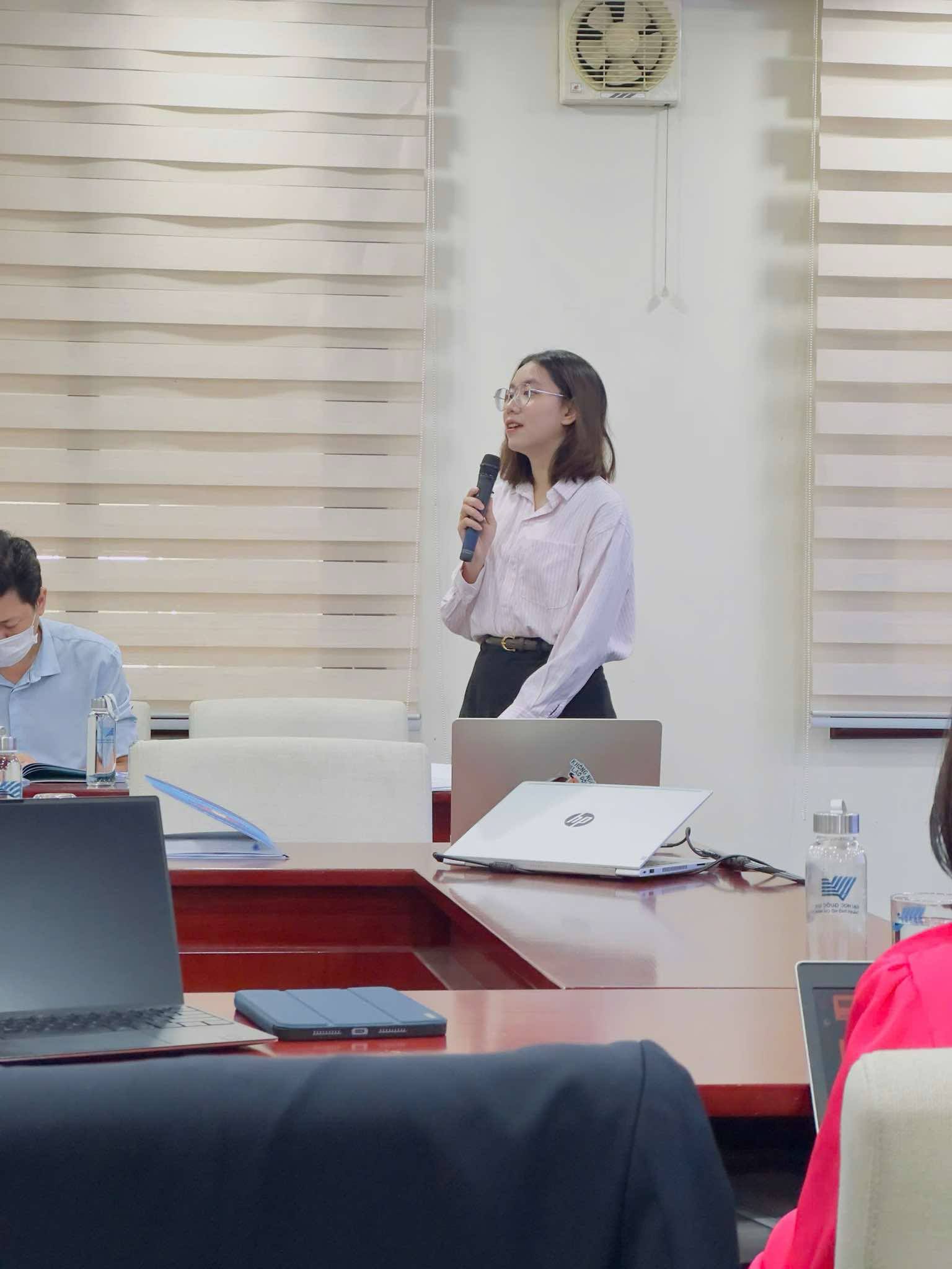 "Mình giấu gia đình đến phút chót": Cô gái được cả nước tìm info trong sự kiện 30/4 lần đầu lên tiếng- Ảnh 2.