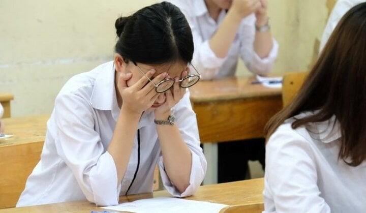 Phát hiện một "bệnh" lạ chỉ xuất hiện lúc ôn thi: Mở sách 5 phút đã ngáp liên tục nhưng sao nhìn điện thoại thì mắt sáng rực- Ảnh 1. Phát hiện một "bệnh" lạ chỉ xuất hiện lúc ôn thi: Mở sách 5 phút đã ngáp liên tục nhưng sao nhìn điện thoại thì mắt sáng rực- Ảnh 1.