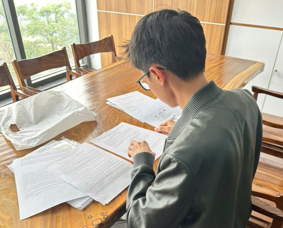 Người dân có nhu cầu mua nhà ở xã hội "gặp khó" khi tìm hiểu thông tin- Ảnh 1. Người dân có nhu cầu mua nhà ở xã hội "gặp khó" khi tìm hiểu thông tin- Ảnh 1.