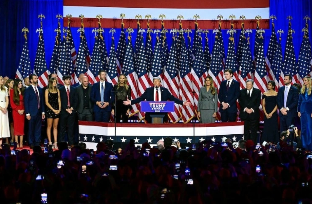 Tổng thống Donald Trump tiết lộ năng khiếu đặc biệt của con trai út, từng bị Barron chê 'Có nói bố cũng không hiểu': Tương lai sẽ soán ngôi Elon Musk và Bill Gates?- Ảnh 1. Tổng thống Donald Trump tiết lộ năng khiếu đặc biệt của con trai út, từng bị Barron chê 'Có nói bố cũng không hiểu': Tương lai sẽ soán ngôi Elon Musk và Bill Gates?- Ảnh 1.