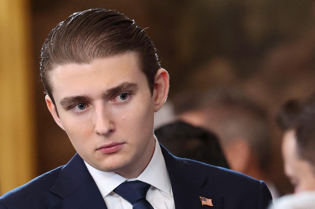 Tổng thống Donald Trump tiết lộ năng khiếu đặc biệt của con trai út, từng bị Barron chê 'Có nói bố cũng không hiểu': Tương lai sẽ soán ngôi Elon Musk và Bill Gates?- Ảnh 2. Tổng thống Donald Trump tiết lộ năng khiếu đặc biệt của con trai út, từng bị Barron chê 'Có nói bố cũng không hiểu': Tương lai sẽ soán ngôi Elon Musk và Bill Gates?- Ảnh 2.