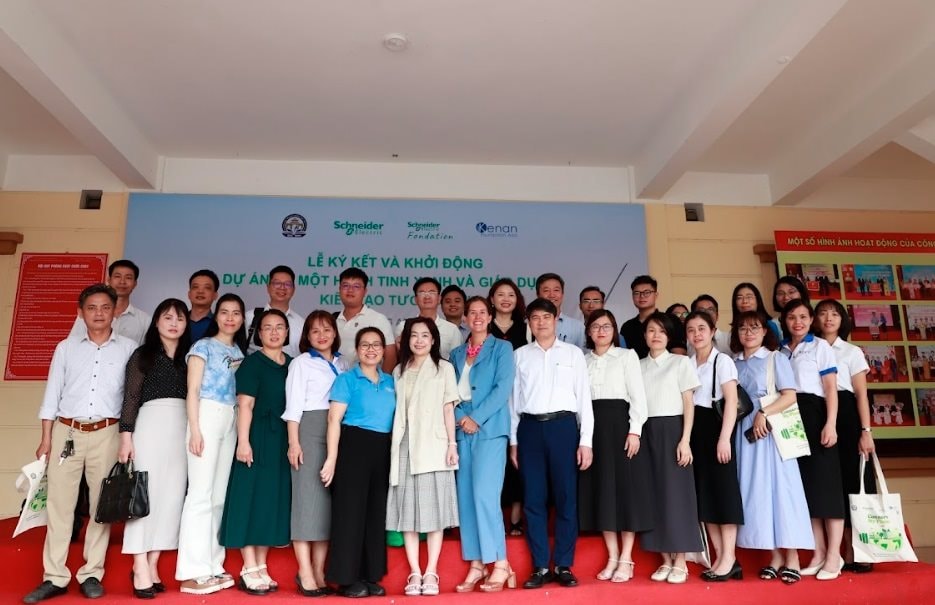 10.560 sinh viên và 110 giảng viên Bắc Ninh sắp được tập huấn nhằm kiến tạo tương lai xanh- Ảnh 1. 10.560 sinh viên và 110 giảng viên Bắc Ninh sắp được tập huấn nhằm kiến tạo tương lai xanh- Ảnh 1.
