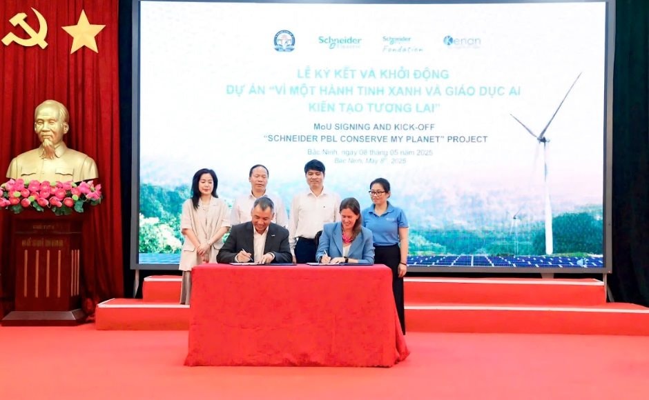 10.560 sinh viên và 110 giảng viên Bắc Ninh sắp được tập huấn nhằm kiến tạo tương lai xanh- Ảnh 2. 10.560 sinh viên và 110 giảng viên Bắc Ninh sắp được tập huấn nhằm kiến tạo tương lai xanh- Ảnh 2.