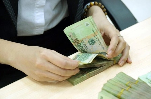 Quy định mới về tiền lương, bảo hiểm y tế từ tháng 6- Ảnh 1.