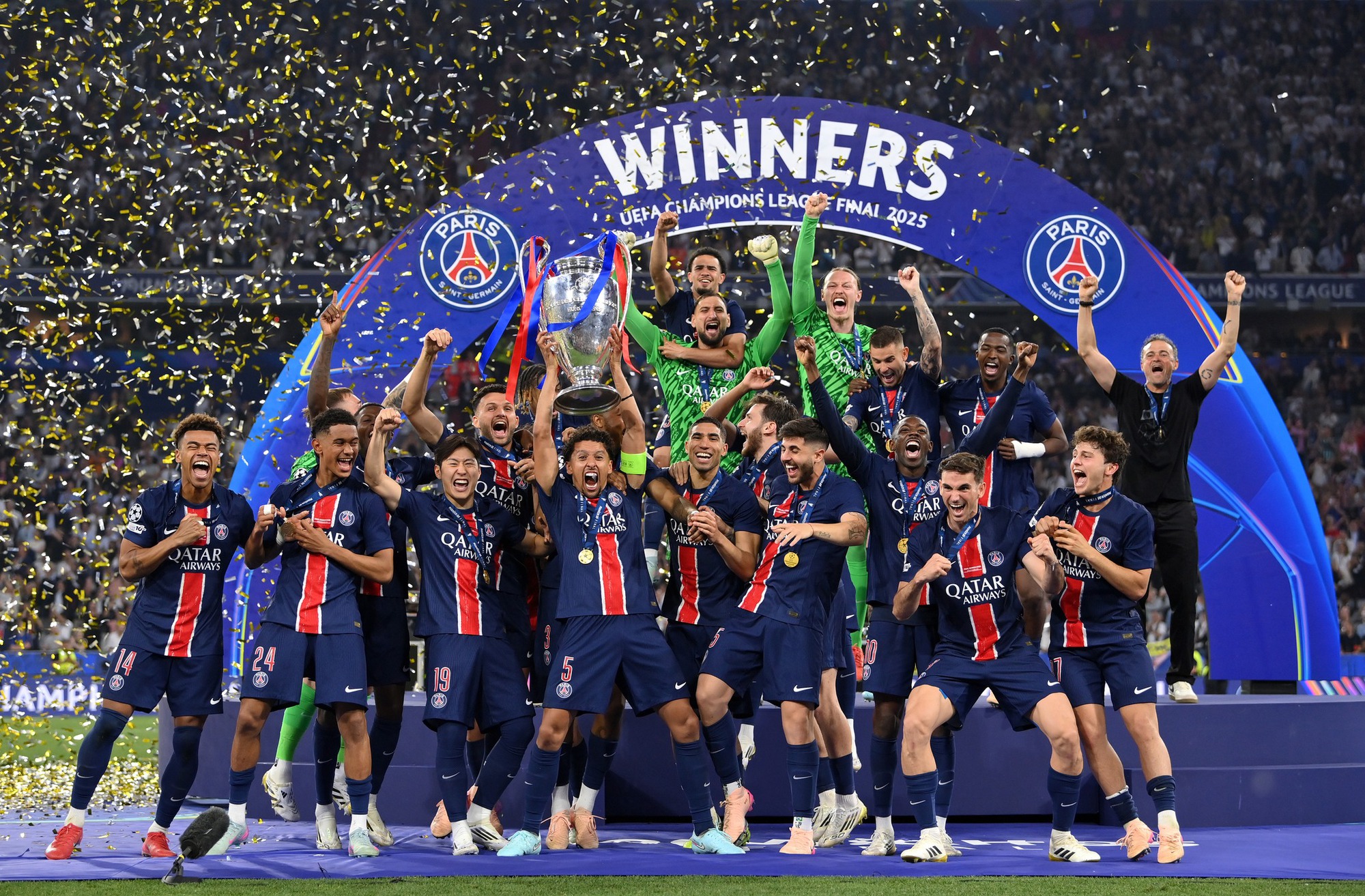 Nhấn chìm Inter trong “cơn bão bàn thắng”, PSG vô địch Champions League với siêu kỷ lục- Ảnh 5.