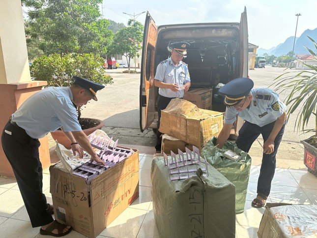 Đề xuất việc đình chỉ quảng cáo với KOL, KOC tiếp tay hàng giả- Ảnh 1.