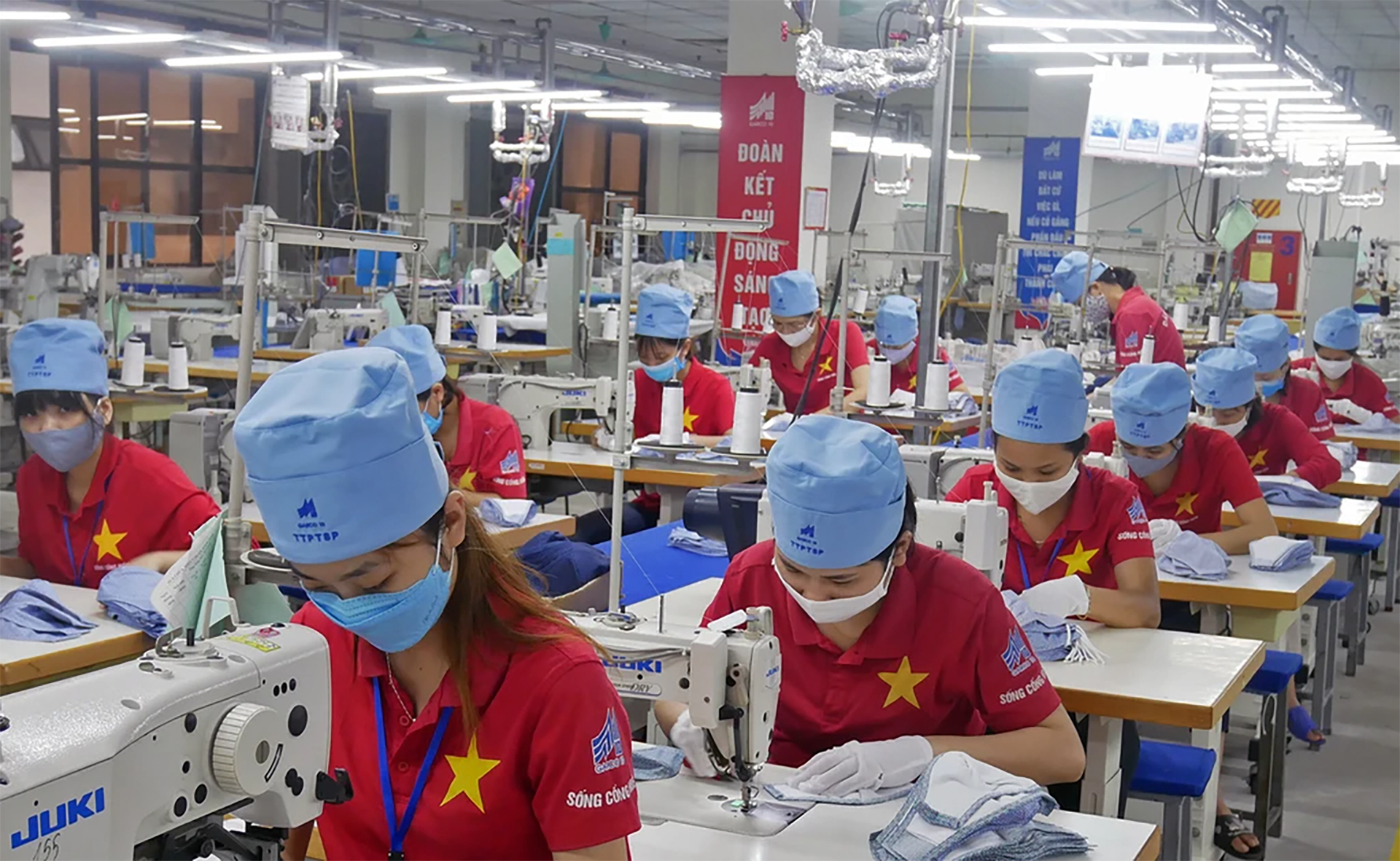 Nghị quyết 68: ‘Hà hơi thổi ngạt’ đúng cách, xóa tư tưởng 'con buôn'- Ảnh 1. Nghị quyết 68: ‘Hà hơi thổi ngạt’ đúng cách, xóa tư tưởng 'con buôn'- Ảnh 1.