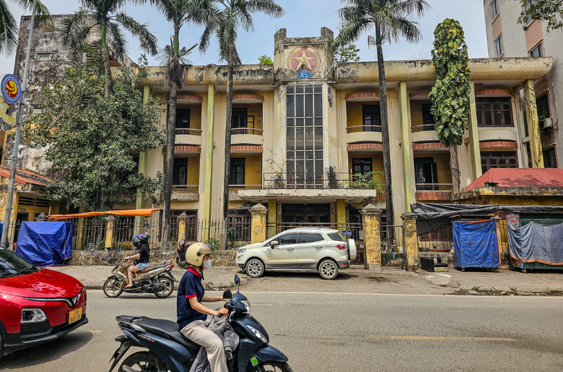 Gian nan xử lý nhà đất công dôi dư bỏ hoang sau sáp nhập- Ảnh 1.