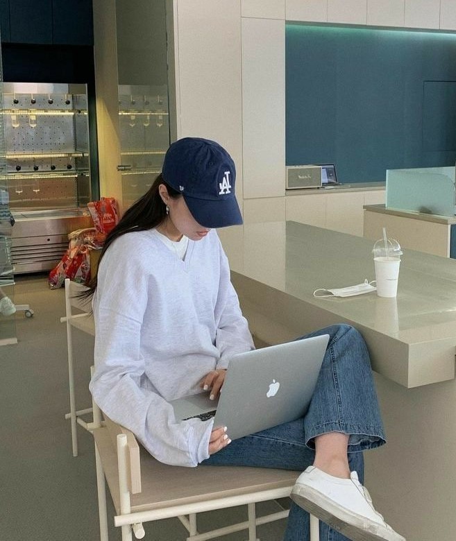 Mua nhà được 2 năm thì thất nghiệp, thu nhập từ 51 triệu giờ còn 17 triệu: Cố giữ nhà thì nợ chồng nợ nhưng bán đi thì…- Ảnh 4.