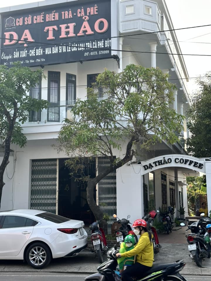 Cơ sở bán hơn 17 tấn cà phê giả từng quảng bá sản phẩm là "mộc nguyên chất", nổi tiếng thế nào ở Phú Yên? - Ảnh 2.