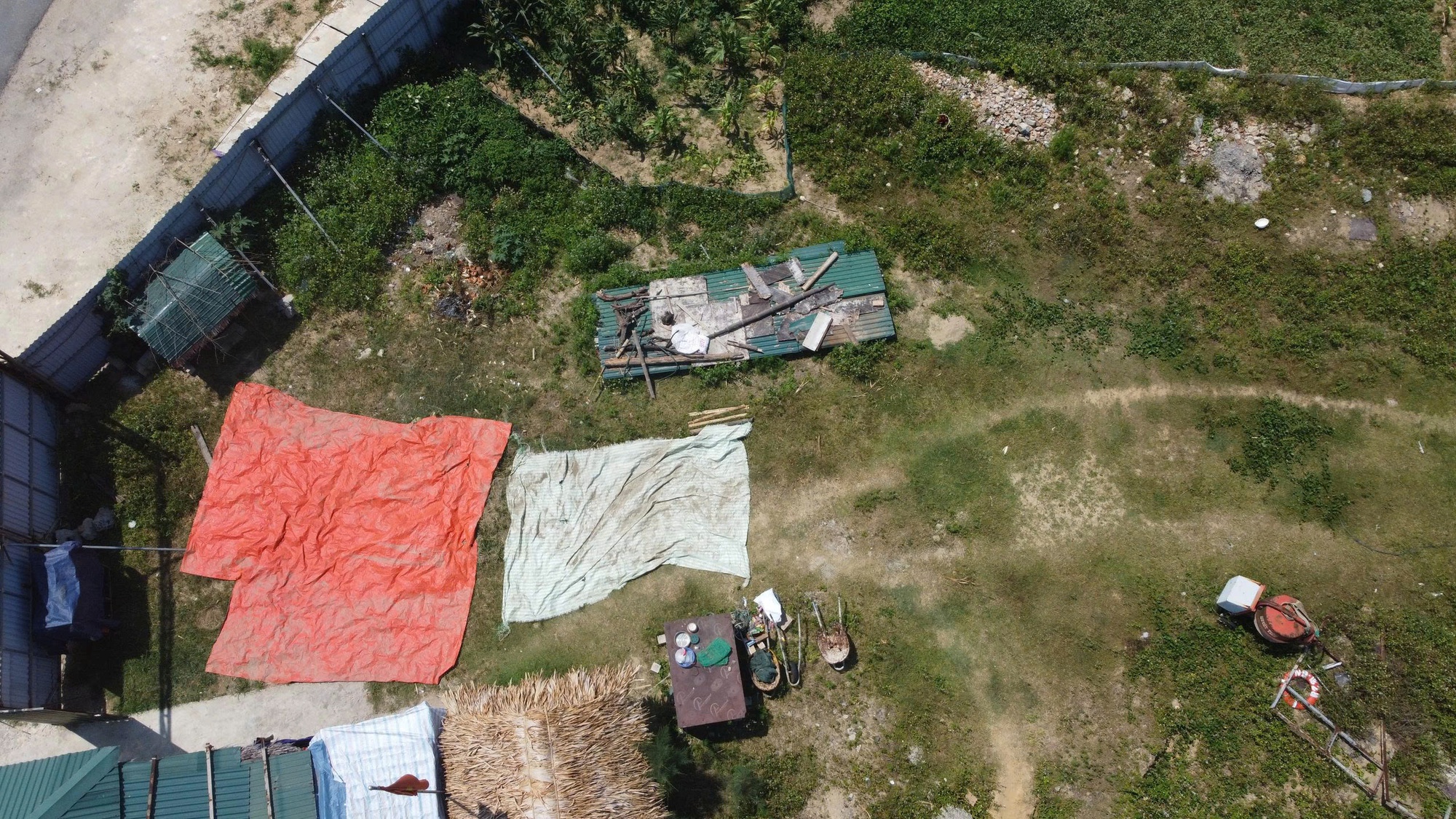 Dự án biệt thự nghĩ dưỡng hơn 240 tỉ đồng bên bờ biển sau 8 năm vẫn “án binh bất động” - Ảnh 5.