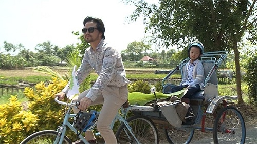 "Quý tử nhà giàu" chịu lội bùn, bắt vịt, rửa bát trong "Bố ơi, mình đi đâu thế?" nay thành "soái ca" sống tự lập ở trời Tây- Ảnh 13.