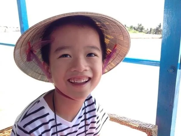 "Quý tử nhà giàu" chịu lội bùn, bắt vịt, rửa bát trong "Bố ơi, mình đi đâu thế?" nay thành "soái ca" sống tự lập ở trời Tây- Ảnh 2.