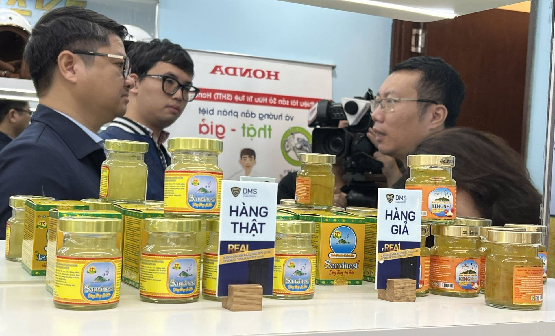 Bát nháo thị trường yến sào - Ảnh 1.