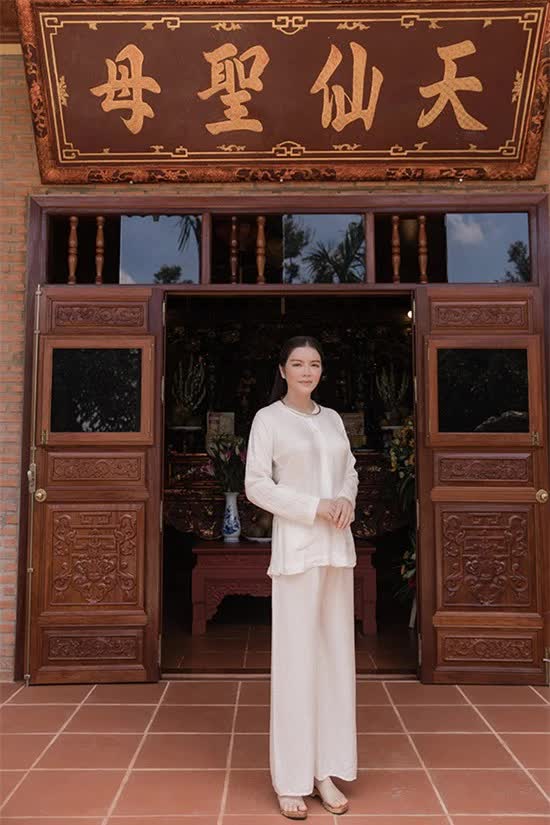 Phú bà giàu sụ của Vbiz: Xây biệt phủ 10.000m2, mua nhiều đồ đến mức mất cũng không hay biết- Ảnh 6. Phú bà giàu sụ của Vbiz: Xây biệt phủ 10.000m2, mua nhiều đồ đến mức mất cũng không hay biết- Ảnh 6.
