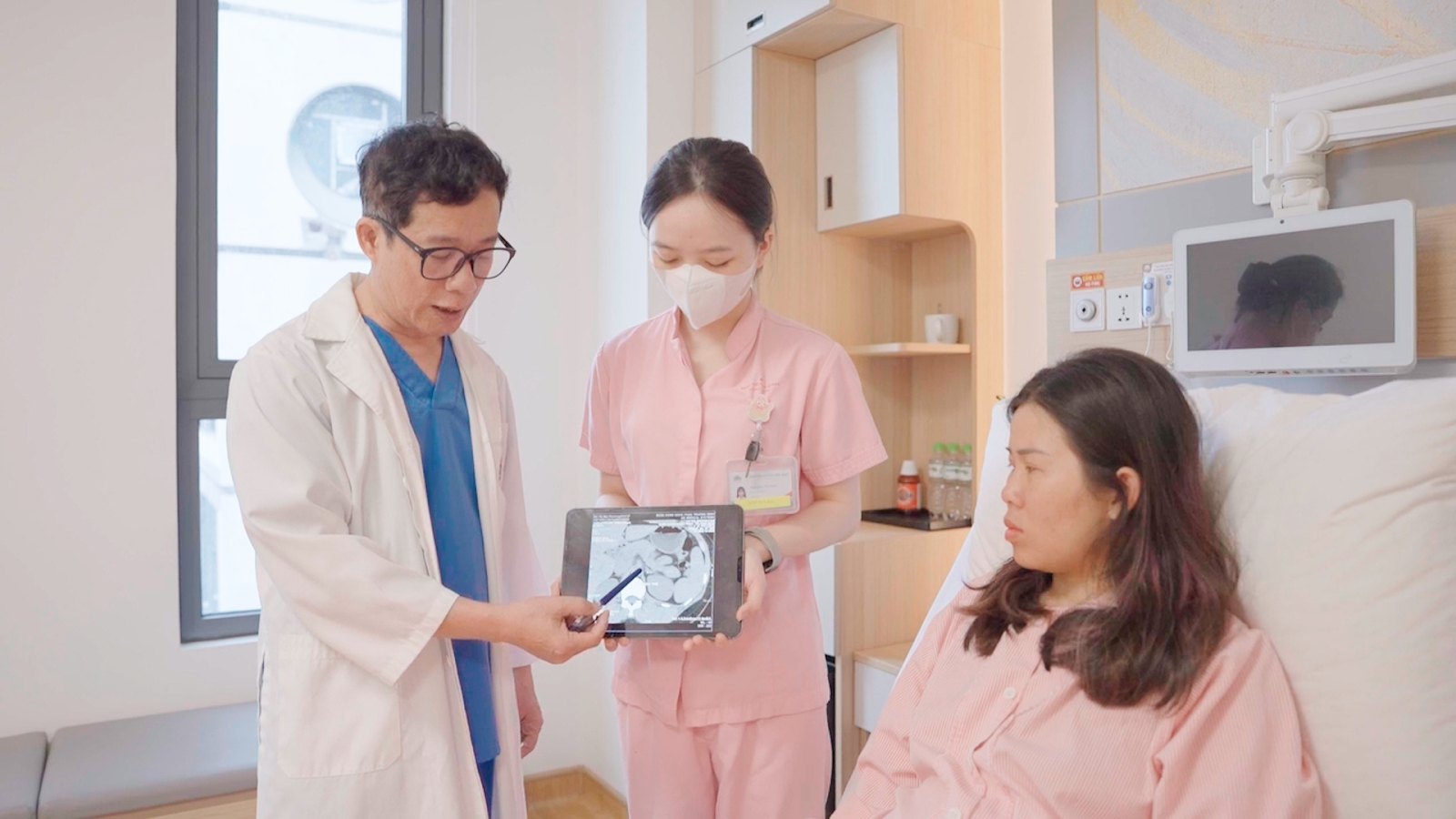 Cô gái trẻ thường xuyên tăng huyết áp không ngờ mắc u tuyến thượng thận - Ảnh 3.