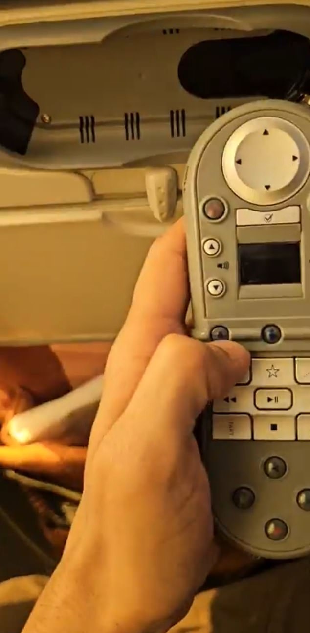 Cận cảnh bên trong máy bay Air India xấu số vài giờ trước tai nạn: Có quá nhiều điểm bất thường- Ảnh 2.