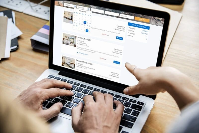 Cô gái làm đúng quy trình chuyển khoản tiền phòng nhưng bay luôn 50 triệu, công an cảnh báo khẩn- Ảnh 1.