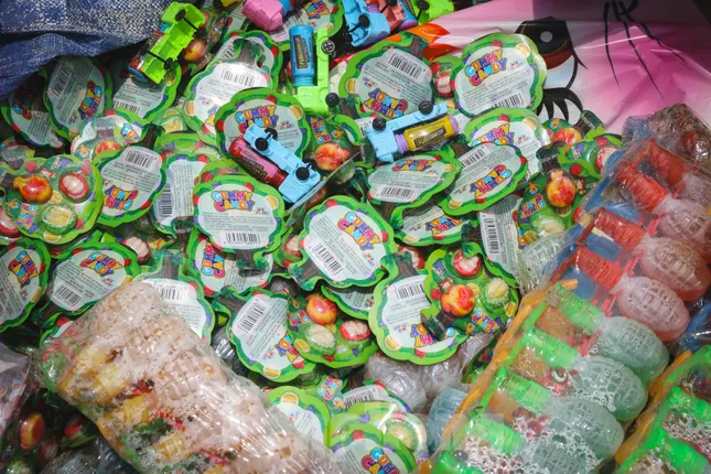 ‘Núi’ rác thải tại La Phù: Xử lý kiểu 'bắt cóc bỏ đĩa'- Ảnh 2.