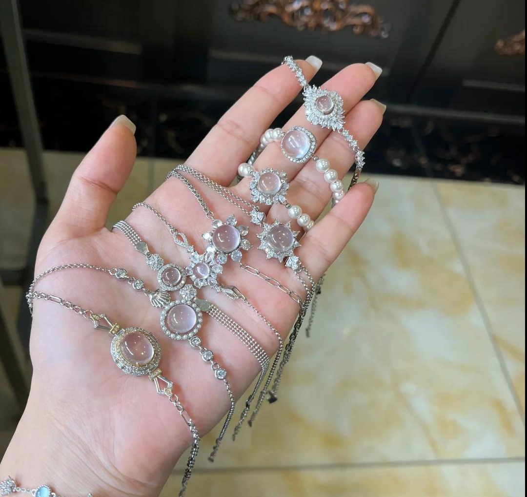 39 tuổi mới nhận ra: Đây là 7 khoản tiêu hoàn toàn không cần thiết mà tôi đã mắc phải suốt cả chục năm- Ảnh 2.