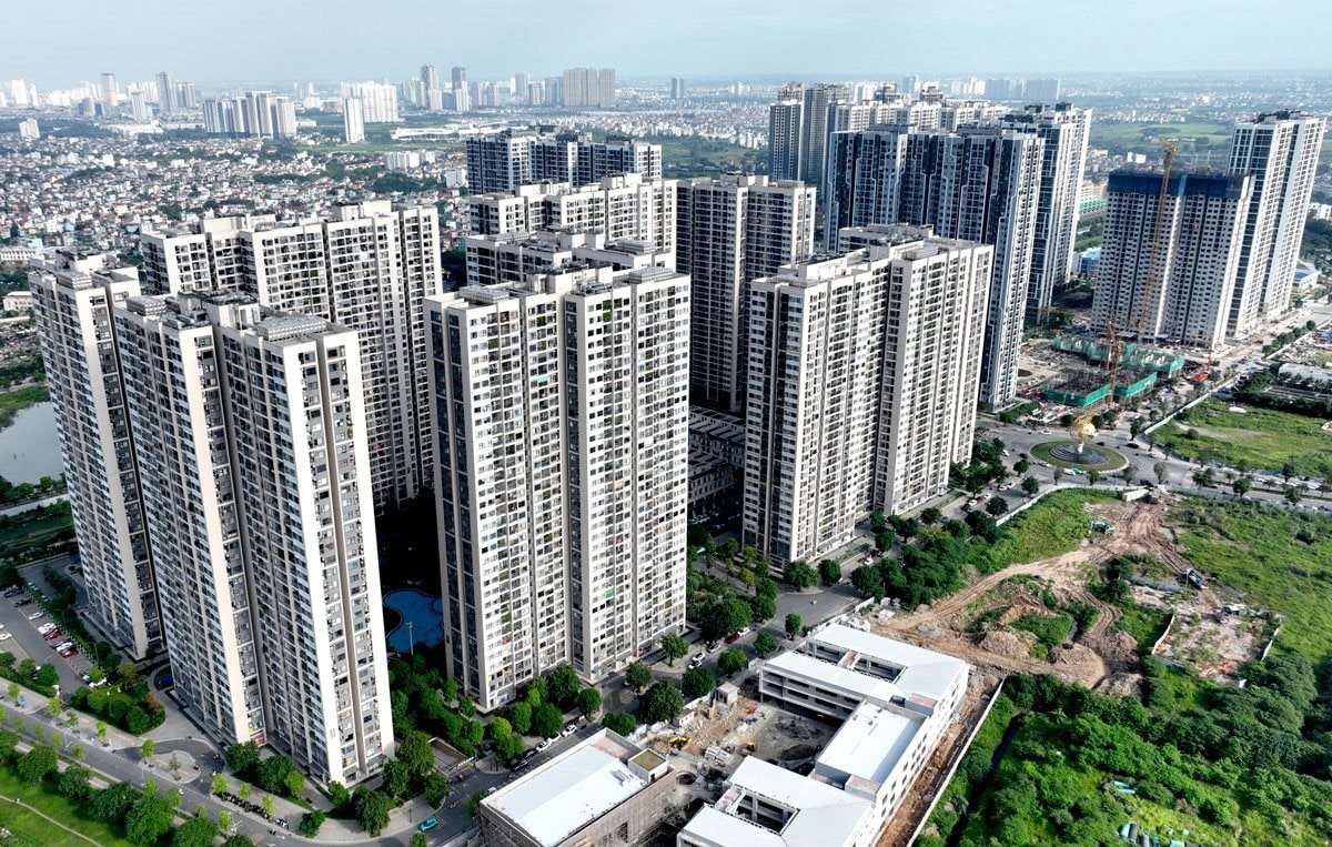 Chung cư Hà Nội tiếp tục “vào sóng”: Nguồn cung trải rộng 4 hướng Đông - Tây - Nam - Bắc, có thể vượt 8.000 căn tiệm cận đỉnh quý 3/2024- Ảnh 1. Chung cư Hà Nội tiếp tục “vào sóng”: Nguồn cung trải rộng 4 hướng Đông - Tây - Nam - Bắc, có thể vượt 8.000 căn tiệm cận đỉnh quý 3/2024- Ảnh 1.