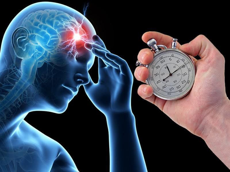 Giám đốc Trung tâm Đột quỵ BV Bạch Mai hướng dẫn 6 điều cần làm, 3 điều cần tránh khi nghi ngờ đột quỵ