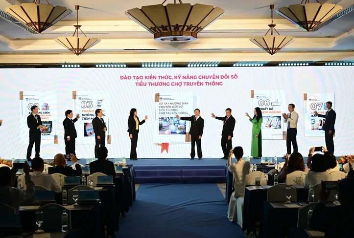 Tiền mặt không còn giữ vị thế thống trị: 59% người dùng ưu tiên thanh toán không tiền mặt, QR Code đang là phương thức ‘quốc dân’- Ảnh 1.