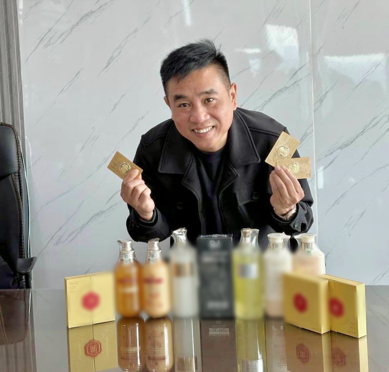 Chia sẻ đầu tiên của Tiến Nguyễn sau khi Quang Linh Vlogs, Hằng Du Mục bị bắt trong vụ KERA- Ảnh 6.