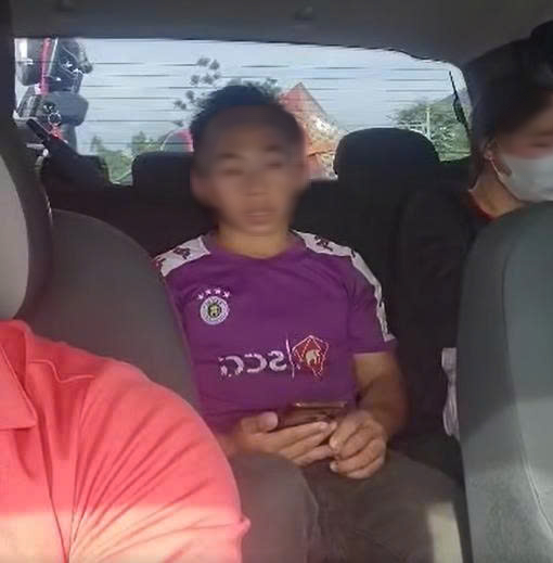 Xác minh tài xế taxi "chặt chém" 4,2 triệu đồng từ bến xe Mỹ Đình ra đầu cao tốc Nội Bài - Lào Cai - Ảnh 1.