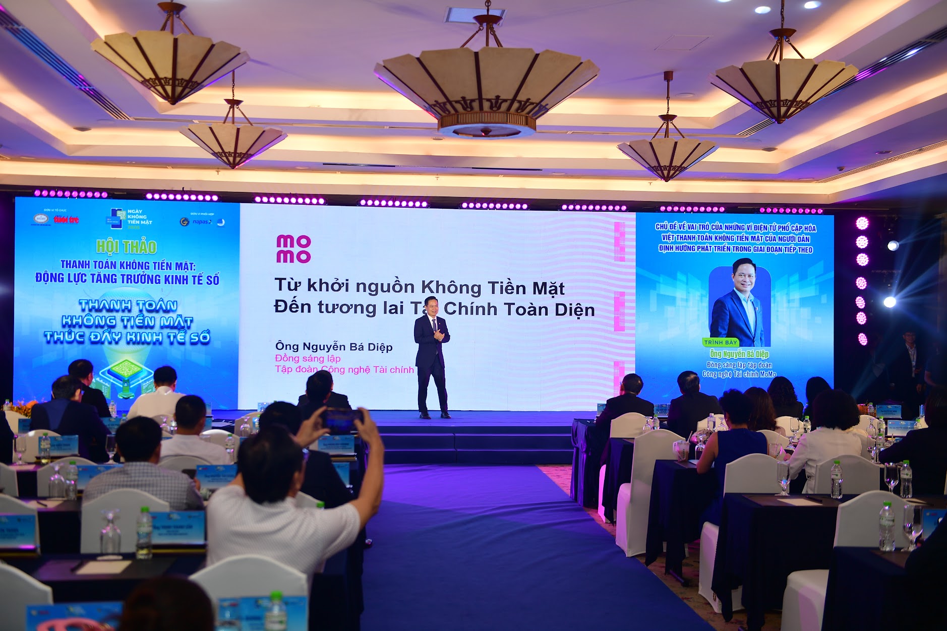 Sếp MoMo nói về giải pháp dành cho 5 triệu tiểu thương - ‘mắt xích’ quan trọng trong xã hội thanh toán không tiền mặt- Ảnh 2.