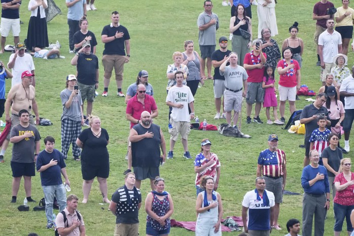 Mỹ duyệt binh rầm rộ bất chấp thời tiết xấu- Ảnh 11.