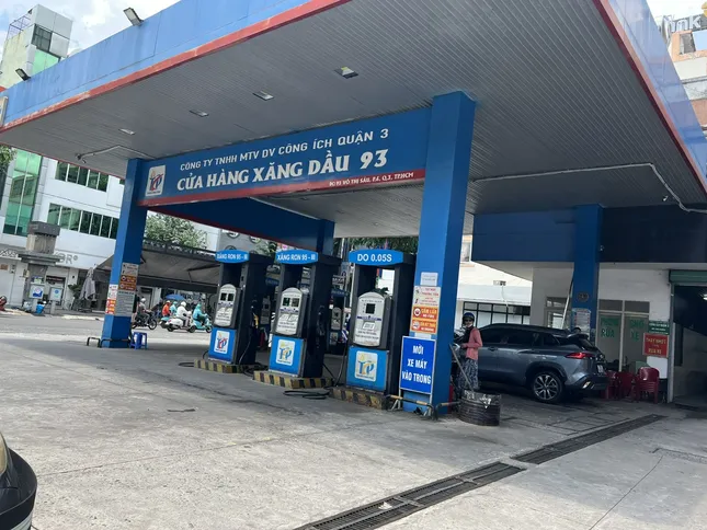 Bức xúc việc cây xăng, shop hàng, quán ăn 'nói không' với chuyển khoản- Ảnh 2. Bức xúc việc cây xăng, shop hàng, quán ăn 'nói không' với chuyển khoản- Ảnh 2.