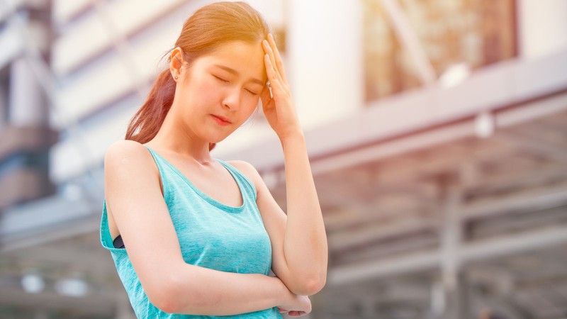 ‘BÓNG MA ĐỘT QUỴ’ rình rập độ tuổi 20, bác sĩ ngao ngán: 3 ‘niềm vui’ này đã khiến người trẻ phải nuốt trái đắng!
