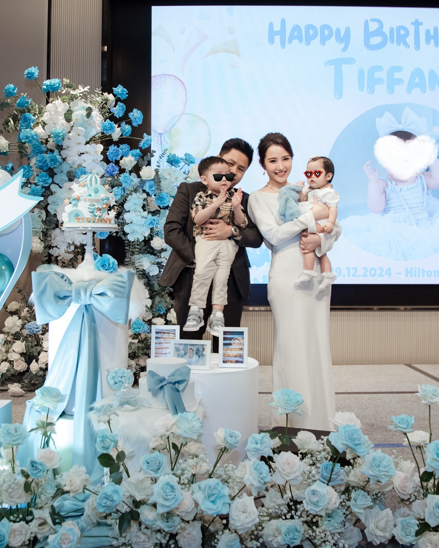 4 năm, đăng đúng 3 tấm ảnh có mặt vợ - cuộc hôn nhân ông chủ Saigon Square vẫn khiến người ta "chỉ biết ước" - Ảnh 4. 4 năm, đăng đúng 3 tấm ảnh có mặt vợ - cuộc hôn nhân ông chủ Saigon Square vẫn khiến người ta "chỉ biết ước" - Ảnh 4.