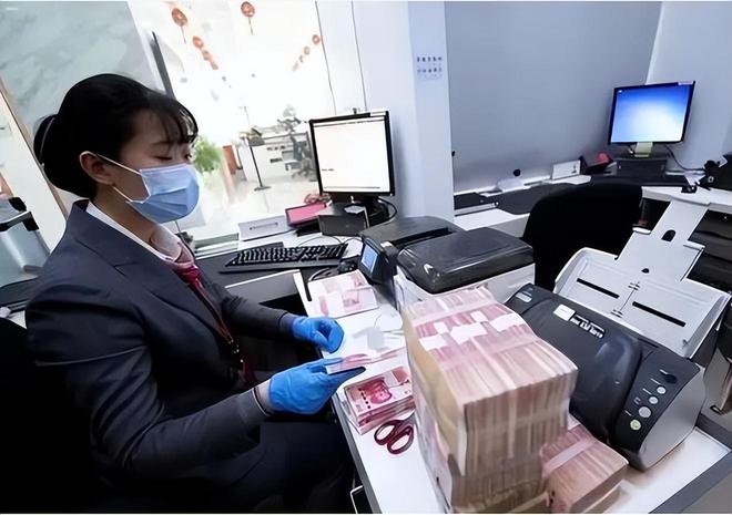 Mất trắng hơn 36 tỷ khi gửi tiết kiệm, nữ CEO ngã ngửa vì ngân hàng phủi tay, tòa phán: "Do lỗi của cô"- Ảnh 1. Mất trắng hơn 36 tỷ khi gửi tiết kiệm, nữ CEO ngã ngửa vì ngân hàng phủi tay, tòa phán: "Do lỗi của cô"- Ảnh 1.
