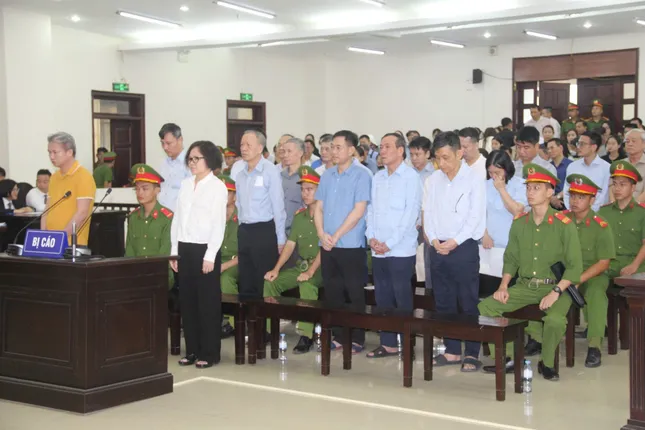 Gia đình ông Trịnh Văn Quyết khắc phục xong trách nhiệm bồi thường dân sự, nộp thừa hơn 22 tỷ đồng- Ảnh 1. Gia đình ông Trịnh Văn Quyết khắc phục xong trách nhiệm bồi thường dân sự, nộp thừa hơn 22 tỷ đồng- Ảnh 1.