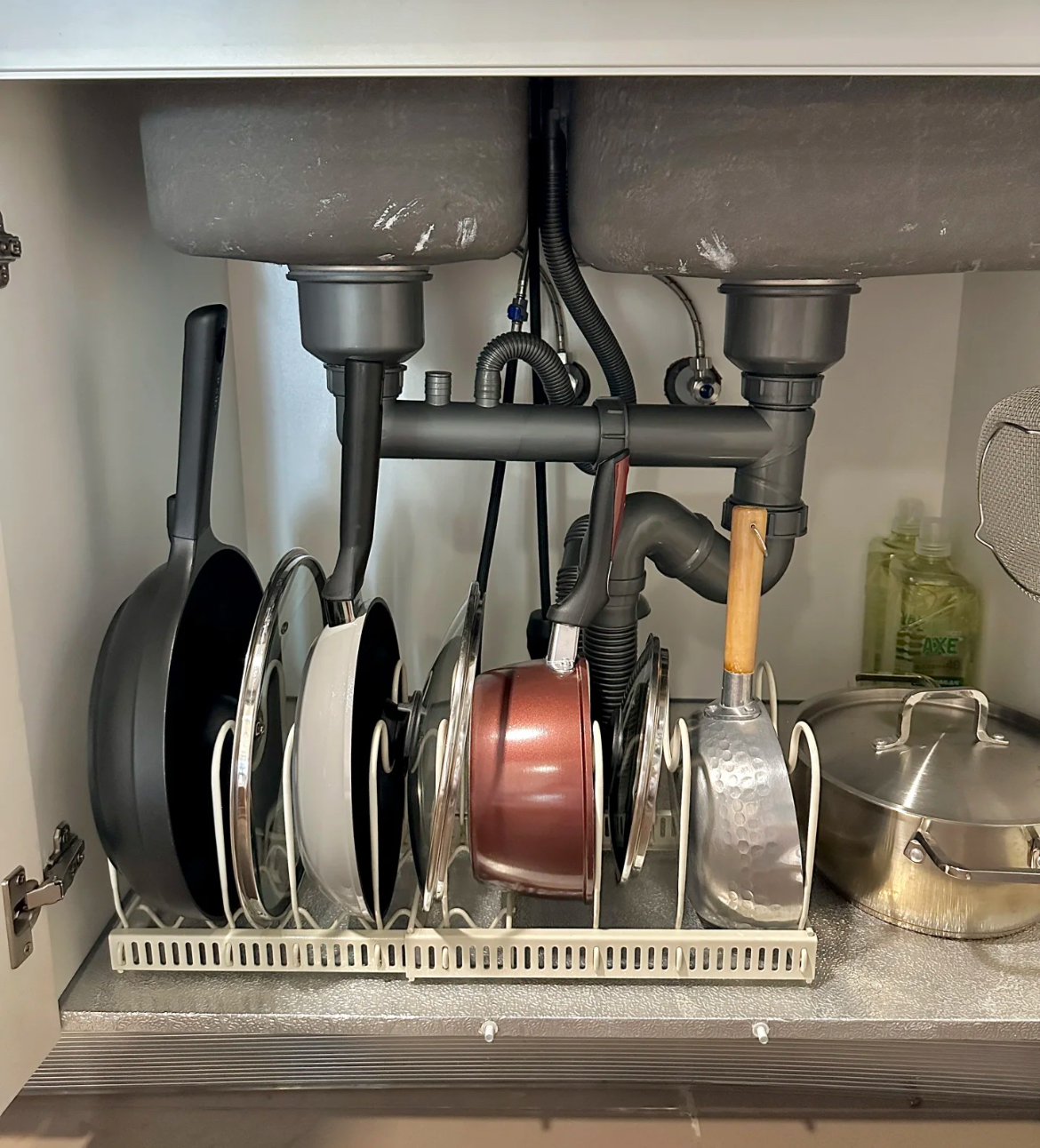 Tôi thử 10 cách cất nồi của cư dân mạng và bếp của tôi gọn hơn cả showroom!- Ảnh 14.