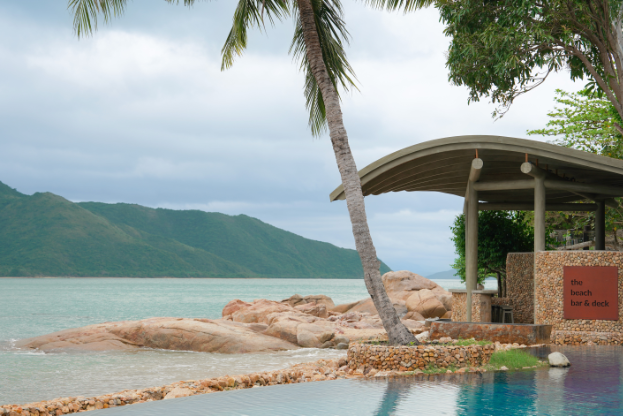 Về Vịnh Ninh Vân: Nơi mùa hè dành cho cả gia đình - Ảnh 2.