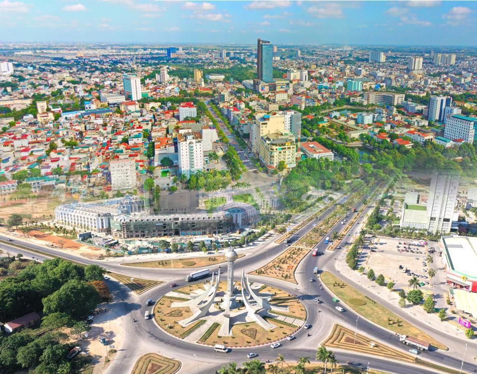 Chưa đầy nửa năm, một mình Tập đoàn Sun Group chiếm tới 30% tổng vốn đầu tư vào tỉnh đông dân nhất cả nước 1 Chưa đầy nửa năm, một mình Tập đoàn Sun Group chiếm tới 30% tổng vốn đầu tư vào tỉnh đông dân nhất cả nước - Ảnh 1.