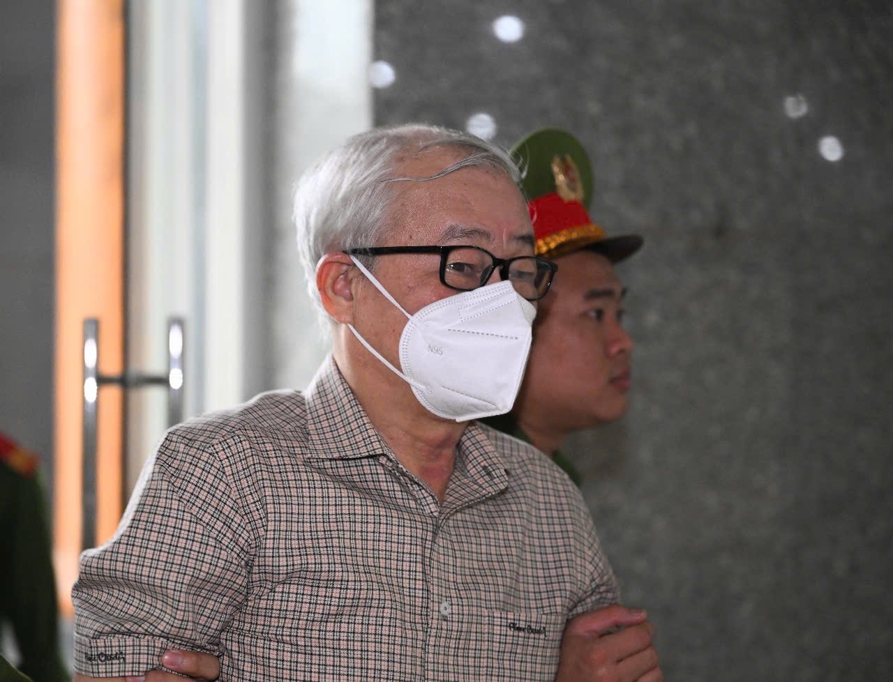 Hàng chục bị cáo tới tòa phúc thẩm, không thấy cựu Chủ tịch FLC Trịnh Văn Quyết- Ảnh 2.