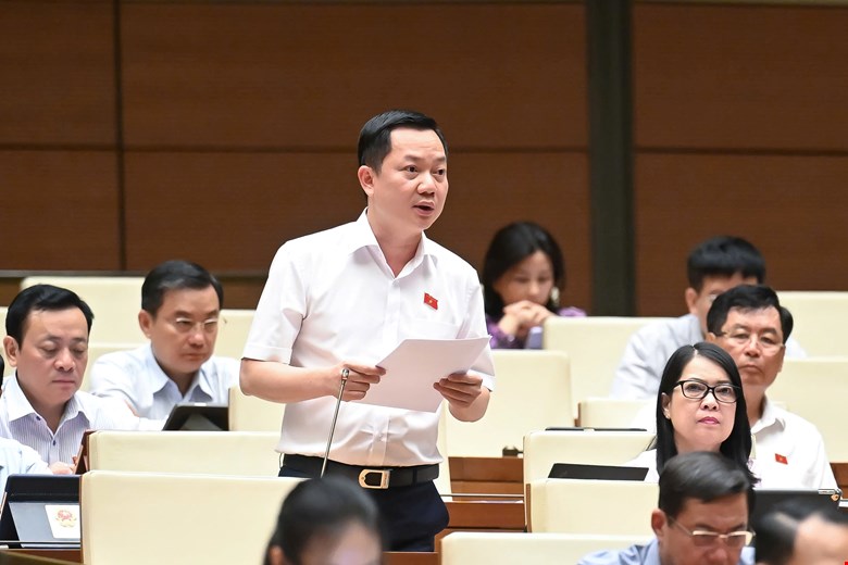 Đề xuất giảm giờ làm khu vực tư còn 44 giờ/tuần từ 2026 - Ảnh 3. Đề xuất giảm giờ làm khu vực tư còn 44 giờ/tuần từ 2026 - Ảnh 3.