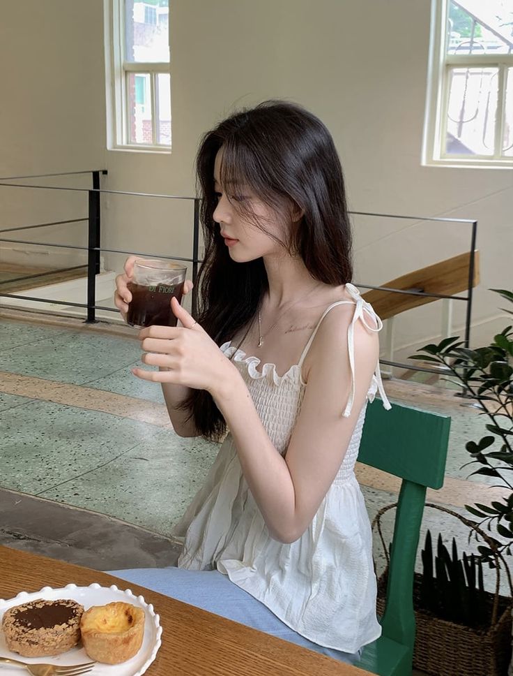 Tiêu tiền kiểu này thì đến mì tôm cũng không có mà ăn- Ảnh 3.