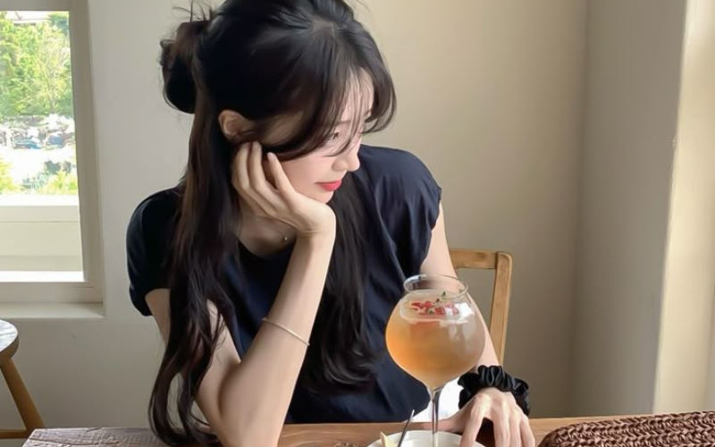 Tiêu tiền kiểu này thì đến mì tôm cũng không có mà ăn- Ảnh 2.