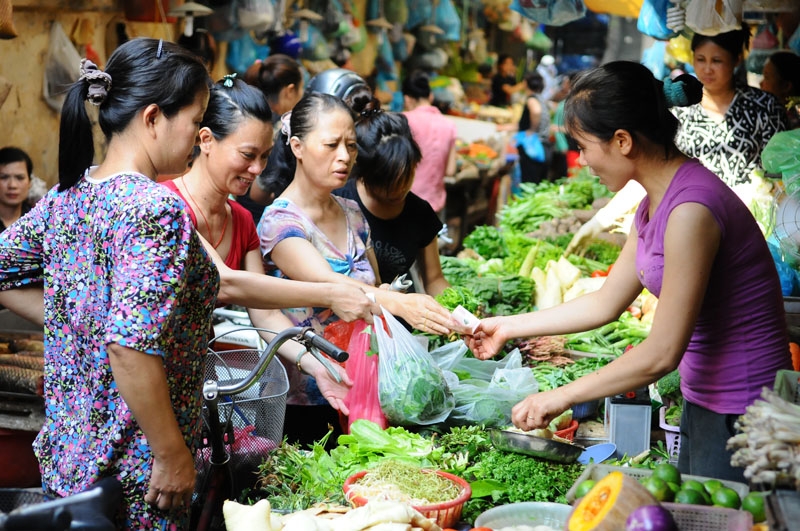 Bán gói mì 3.000 đồng cũng phải xuất hóa đơn, sao không áp dụng chế độ kê khai đơn giản hơn: Cục Thuế nói gì? - Ảnh 2.