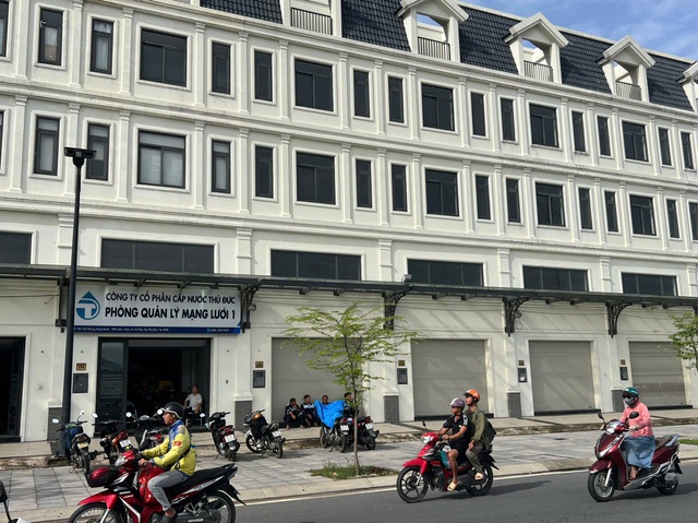 Shophouse triệu đô khu ven Tp.HCM: Chỗ hắt hiu, nơi sôi động, sự thật ít ai ngờ- Ảnh 8.