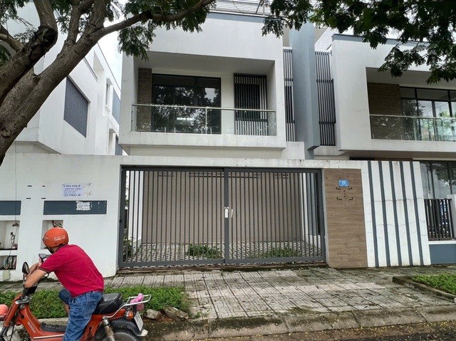 Shophouse triệu đô khu ven Tp.HCM: Chỗ hắt hiu, nơi sôi động, sự thật ít ai ngờ- Ảnh 5.