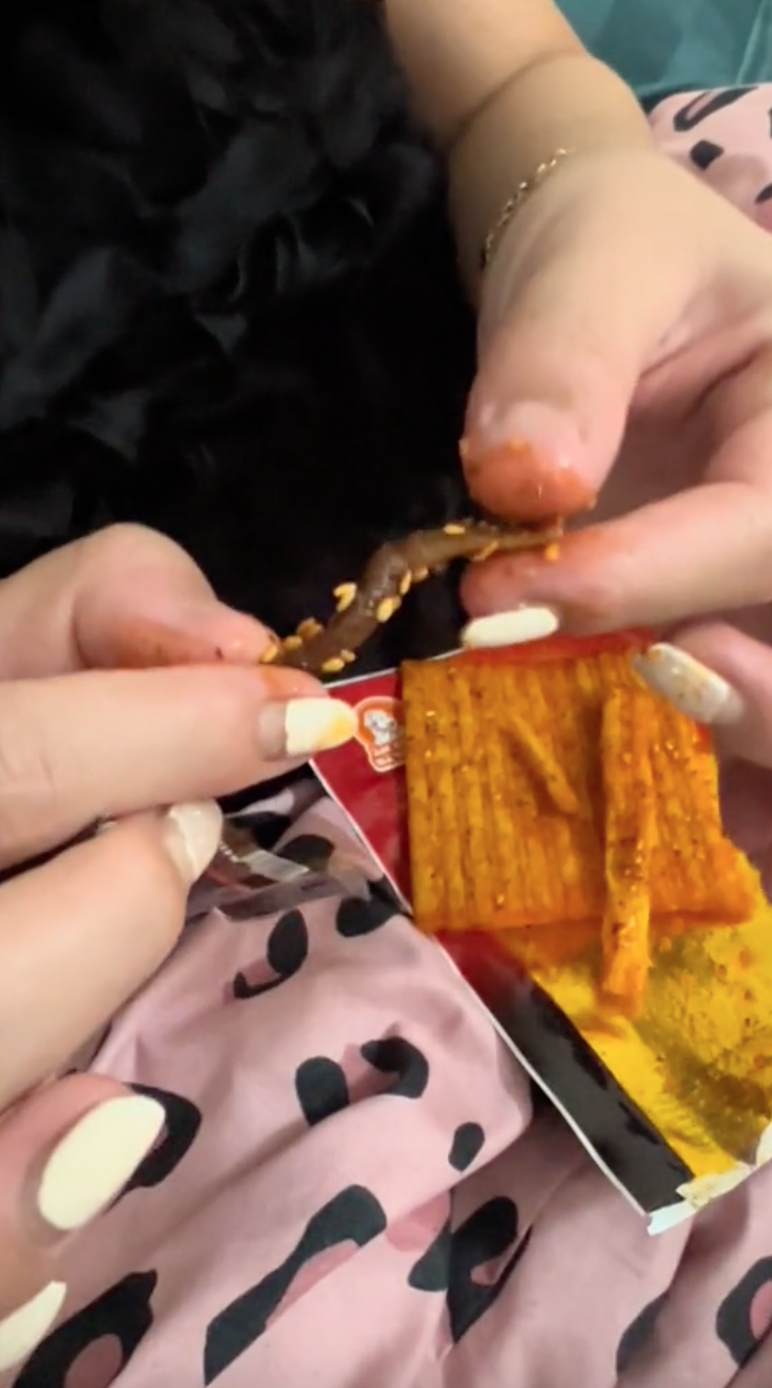 Bà Tuyết chính thức lên tiếng lý do “không tìm thấy giỏ hàng”- Ảnh 5.