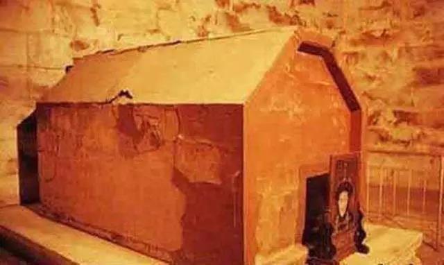 Bị Tôn Điện Anh đụng chạm, thi thể Từ Hi đột nhiênmọc lông trắng: Chuyên gia ra mặt lý giải lời đồn